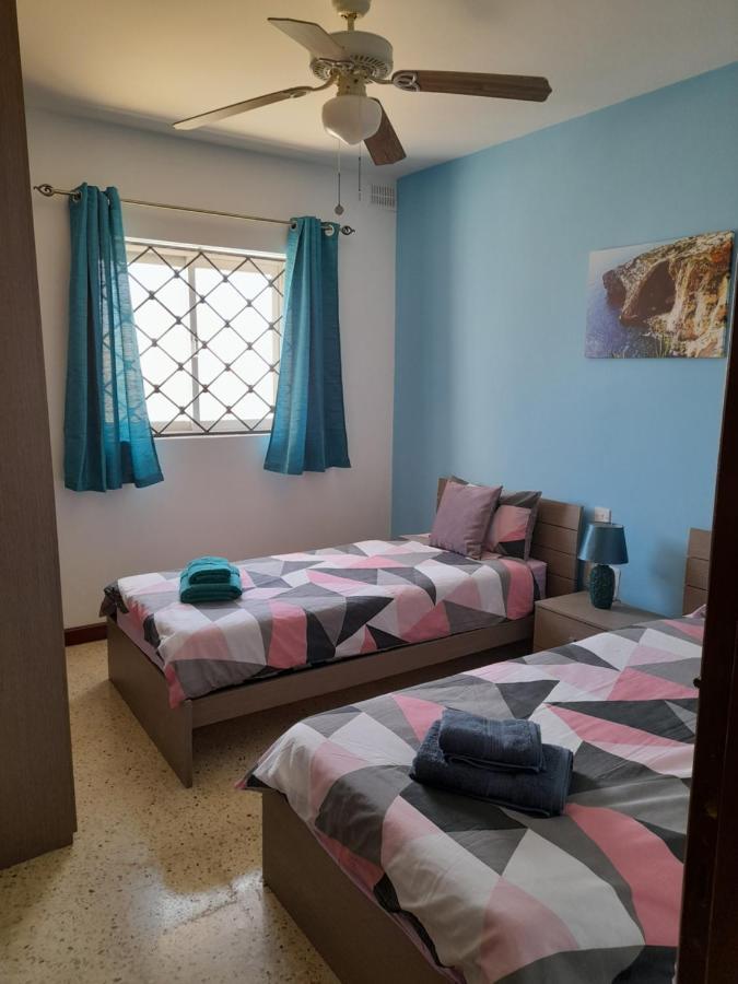 Sunshine Holiday Apartment 4 Next To The Sea セント・ポールズ・ベイ エクステリア 写真