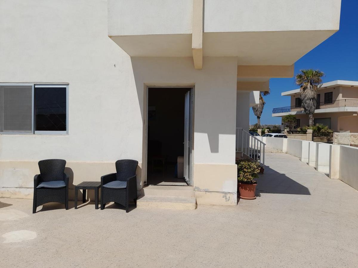 Sunshine Holiday Apartment 4 Next To The Sea セント・ポールズ・ベイ エクステリア 写真